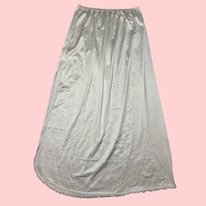 Vintage vanity fair slip skirt